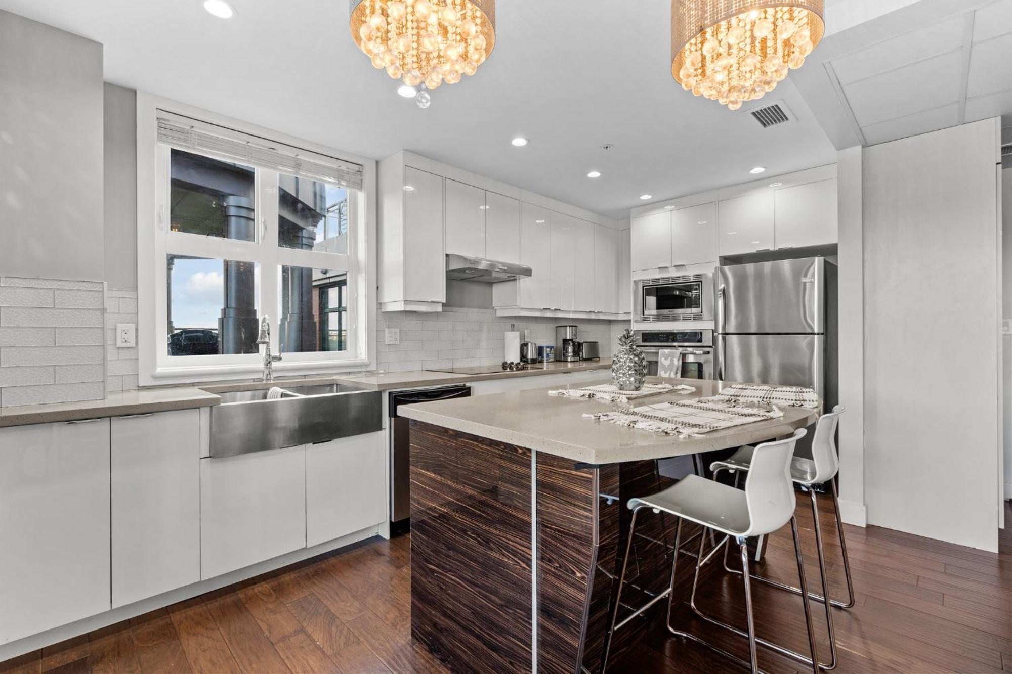 Element On First By Manna Apartment YYC Cameră foto