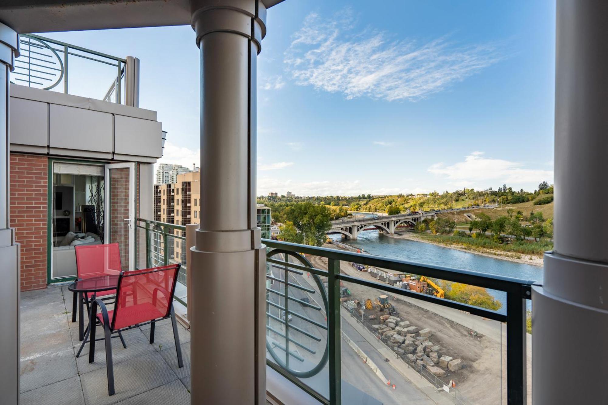 Element On First By Manna Apartment YYC Cameră foto