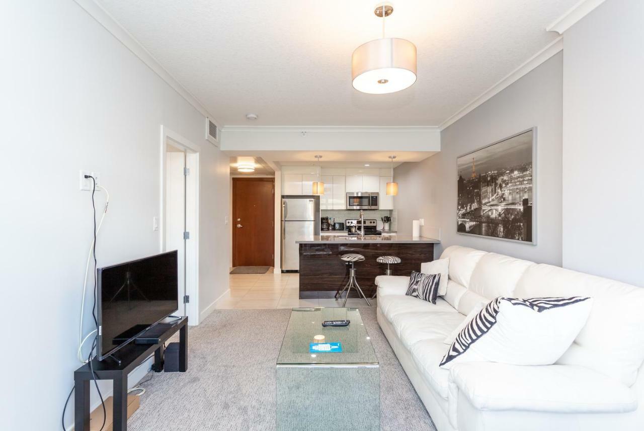 Element On First By Manna Apartment YYC Cameră foto